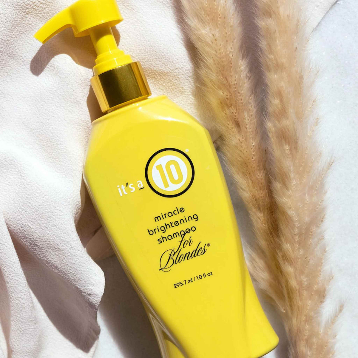 It&#39;s a 10 Miracle Brightening Shampoo for Blondes 295ml